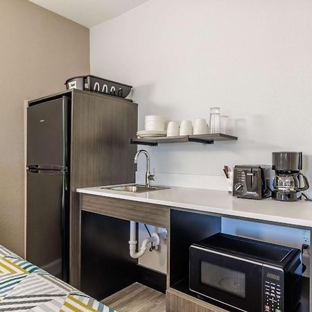 Studio 6 Fort Worth, Tx - Stockyards East Екстер'єр фото